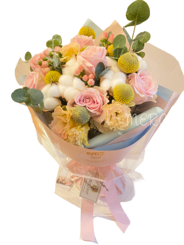 **KBQ512** Pastel light Pink roses with Cotton Round Bouquet <br>淡粉玫瑰棉花圓形花束 