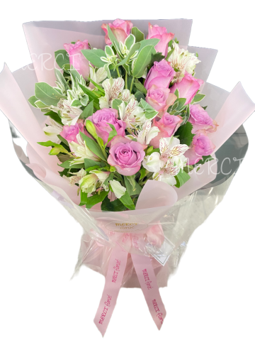 **KBQ534** Simply Purple Roses 12 pcs Long  Bouquet<br>簡約12枝紫玫瑰長形花束 
