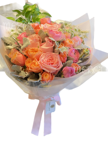 **KBQ550** Pink Garden roses with Coral mini roses round bouquet <br>粉橙色玫瑰圓形花束 