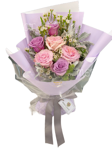**KBQ560** Pink and Purple Roses Long Bouquet<br>粉玫紫玫瑰長形花束 